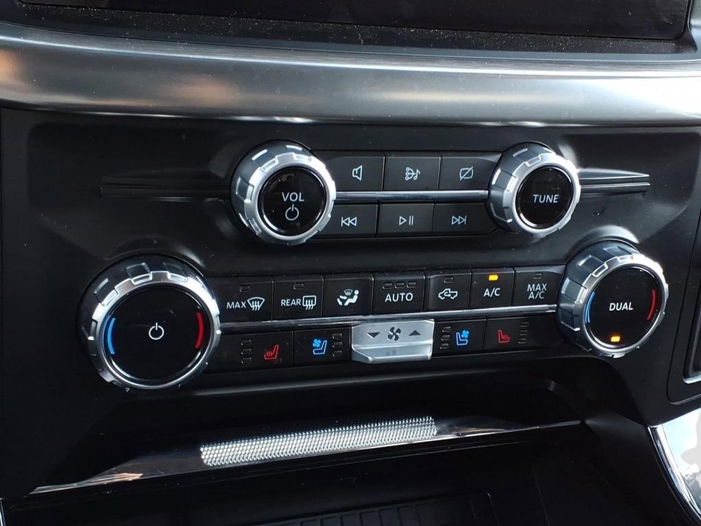 Used 2023 Ford F150 Lariat w/ Equipment Group 502A High AWD/4WD image 18