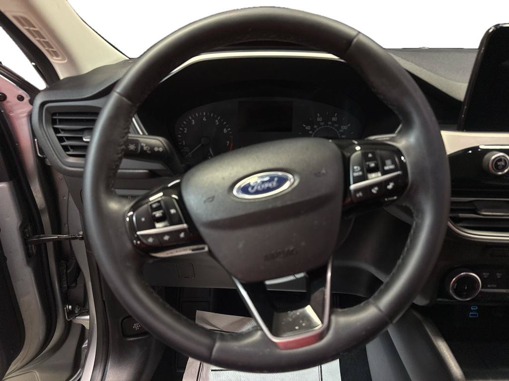 Used 2022 Ford Escape SE w/ Convenience Package FWD image 17