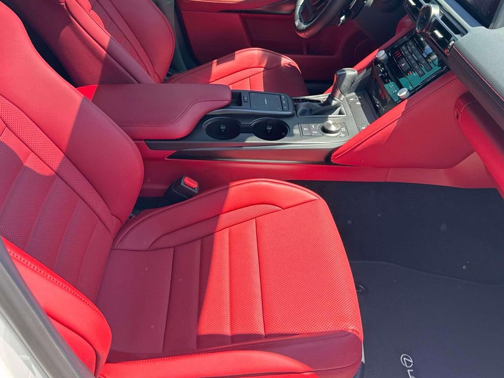 Used 2025 Lexus IS 500 RWD image 13