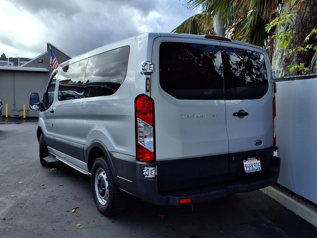 Used 2018 Ford Transit 150 XL image 5