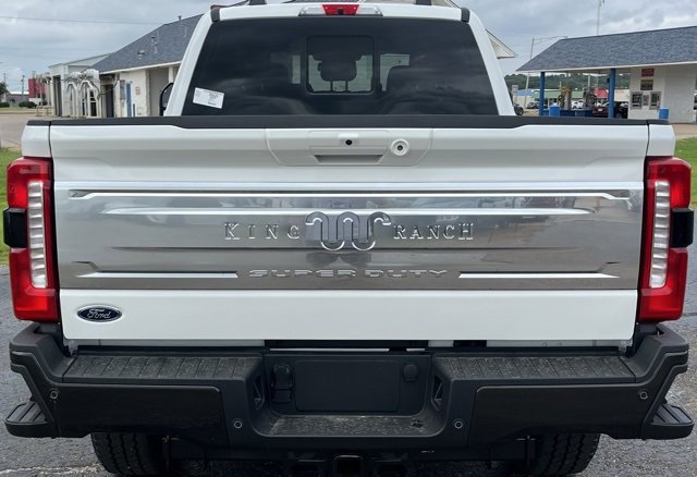 New 2025 Ford F350 King Ranch image 7