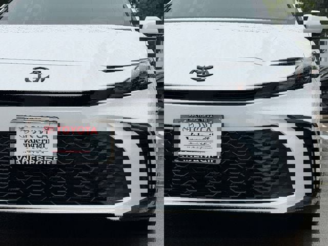 New 2026 Toyota Camry SE image 9