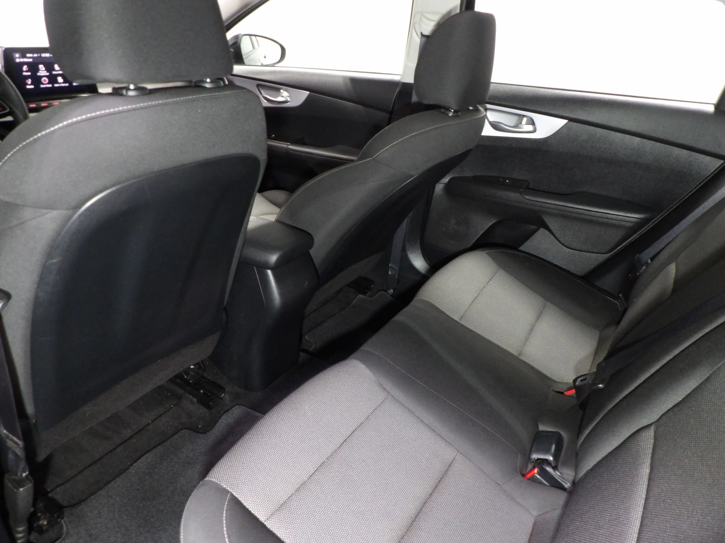 Used 2024 Kia Forte LXS FWD image 10