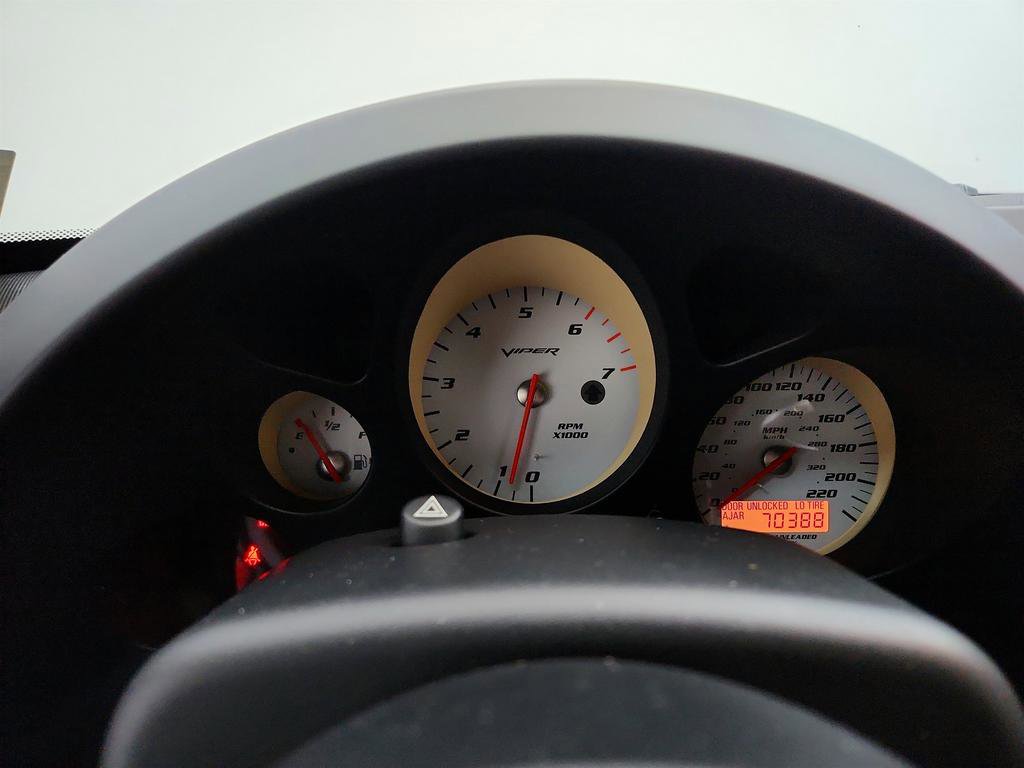 Used 2005 Dodge Viper SRT-10 image 15