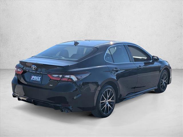 Used 2023 Toyota Camry SE image 5