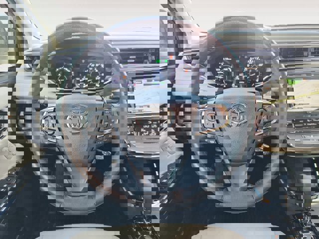 Used 2017 Toyota Avalon XLE Plus image 12