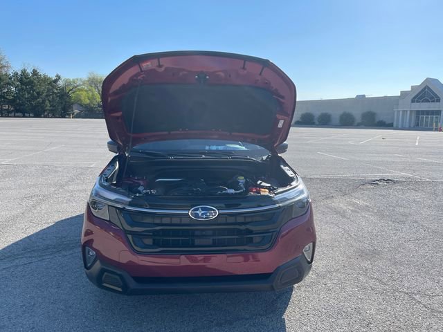 Used 2025 Subaru Forester Touring AWD/4WD image 17