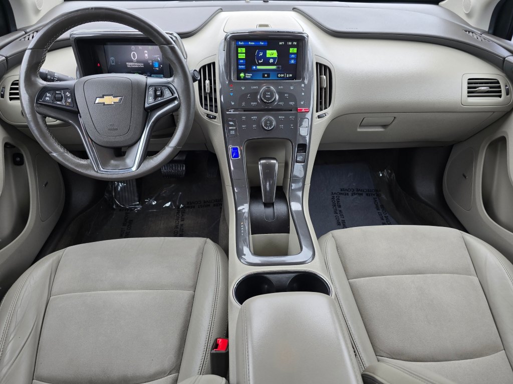 Used 2013 Chevrolet Volt Premium w/ Premium Trim Package FWD image 2