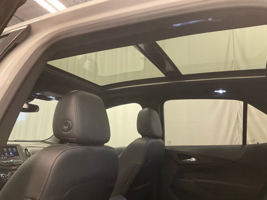 Used 2022 Chevrolet Equinox RS AWD/4WD image 30