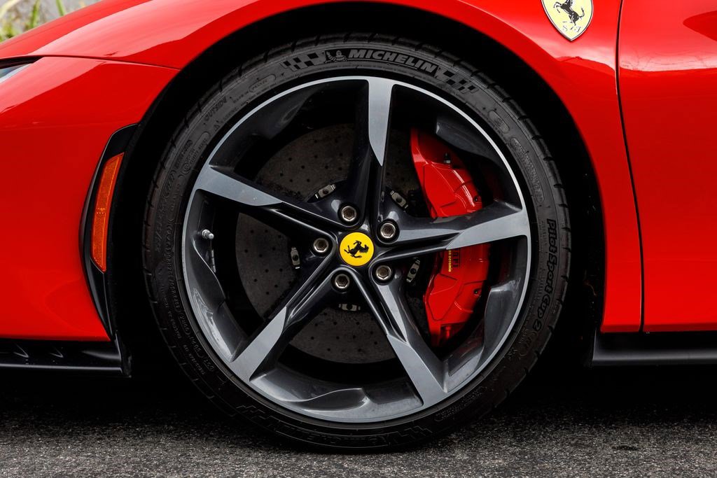 Used 2021 Ferrari SF90 Stradale image 17