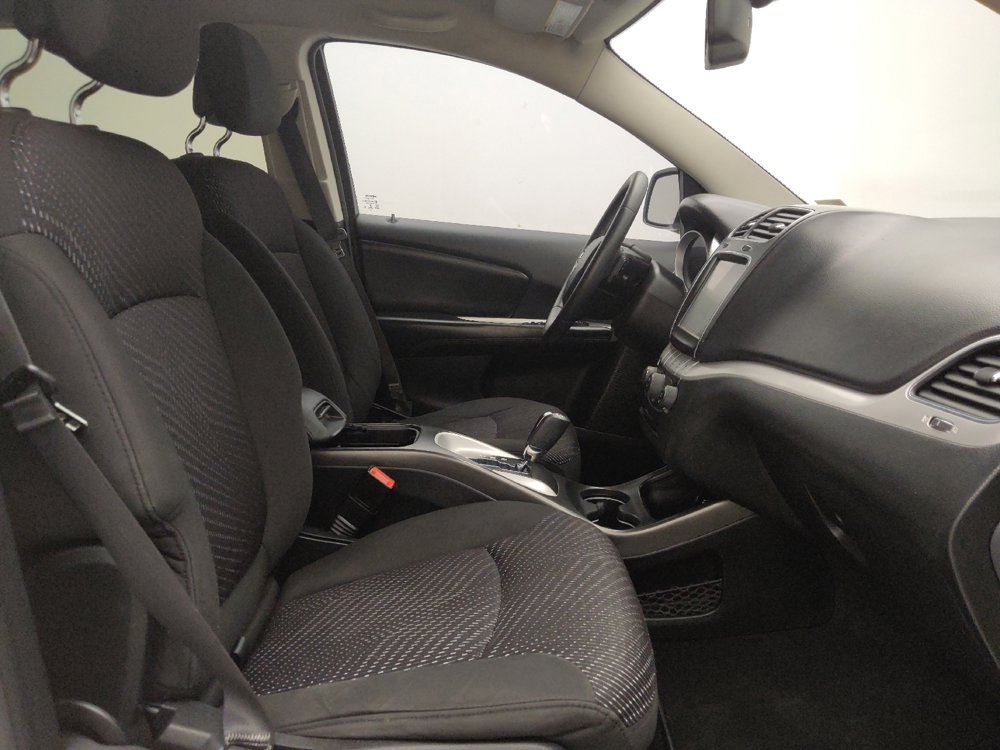 Used 2015 Dodge Journey SXT w/ Flexible Seating Group FWD image 21