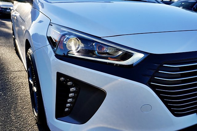 Used 2019 Hyundai Ioniq Limited w/ Ultimate Package 02 FWD image 12