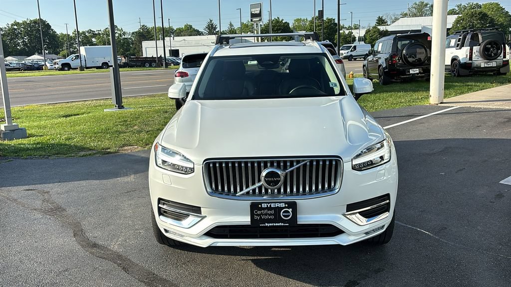 Certified 2023 Volvo XC90 B6 Plus AWD/4WD image 5