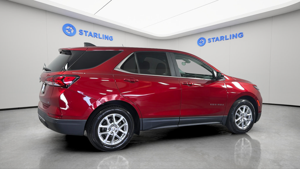 Certified 2024 Chevrolet Equinox LT FWD image 12