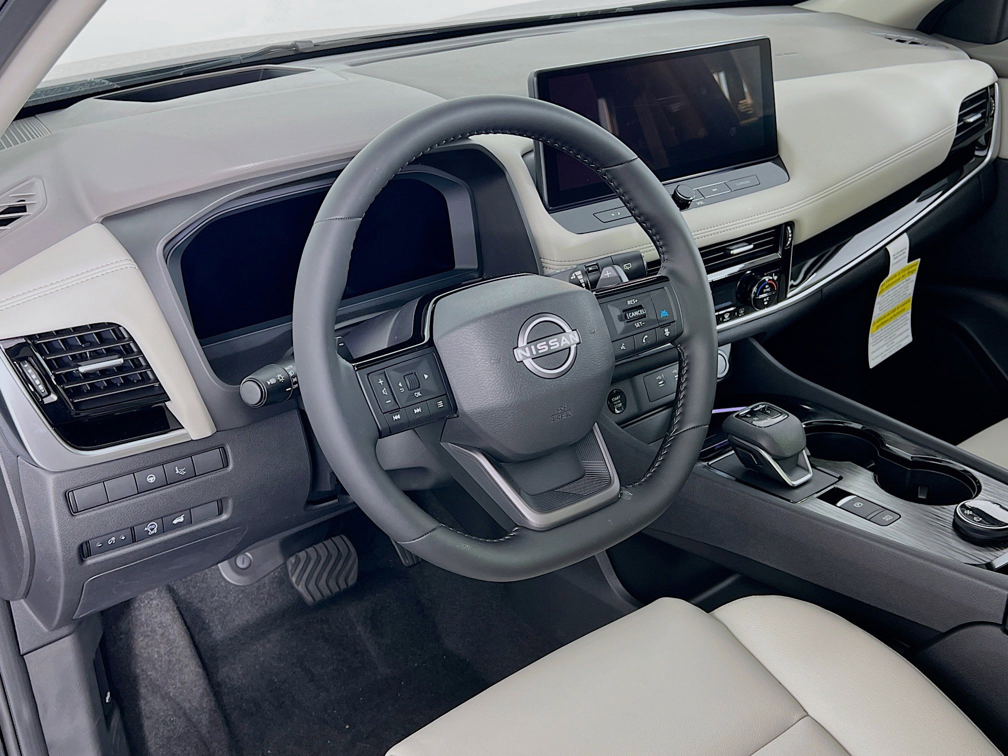 New 2025 Nissan Rogue SL w/ SL Premium Package image 7