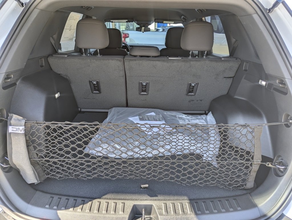 New 2026 GMC Terrain Elevation image 16