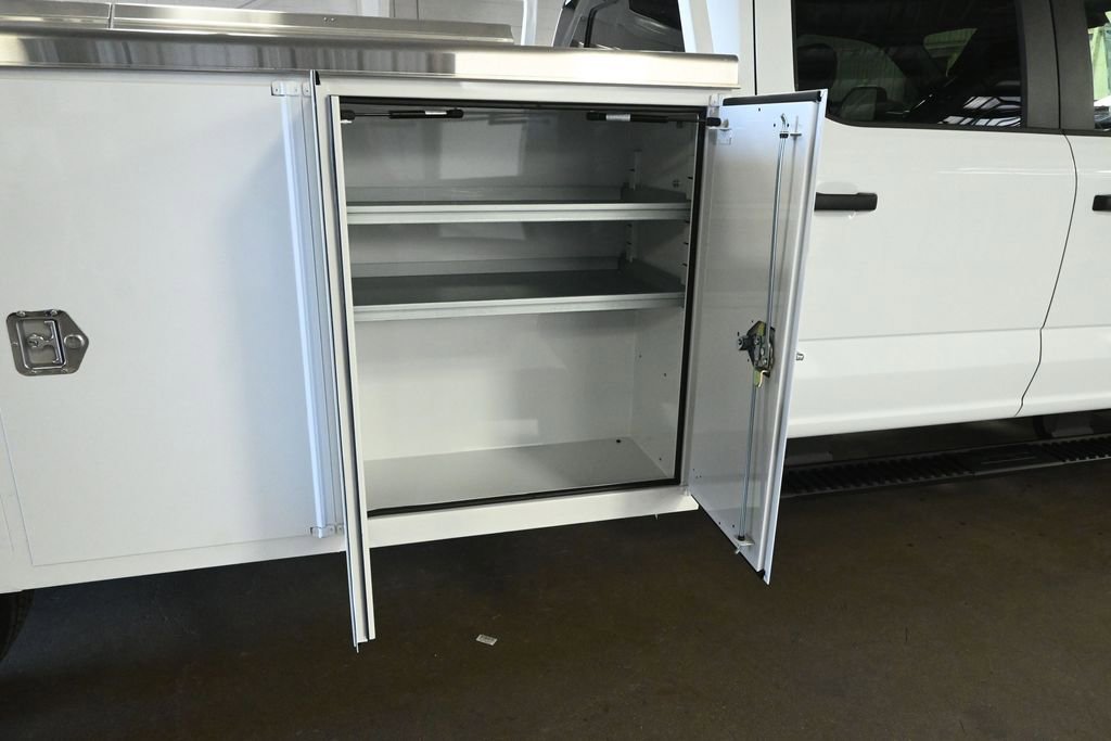 New 2026 Ford F450 XL w/ XL Chrome Package RWD image 30