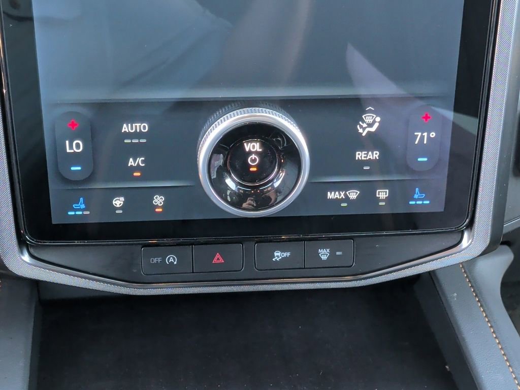 Used 2024 Ford Expedition Platinum image 31