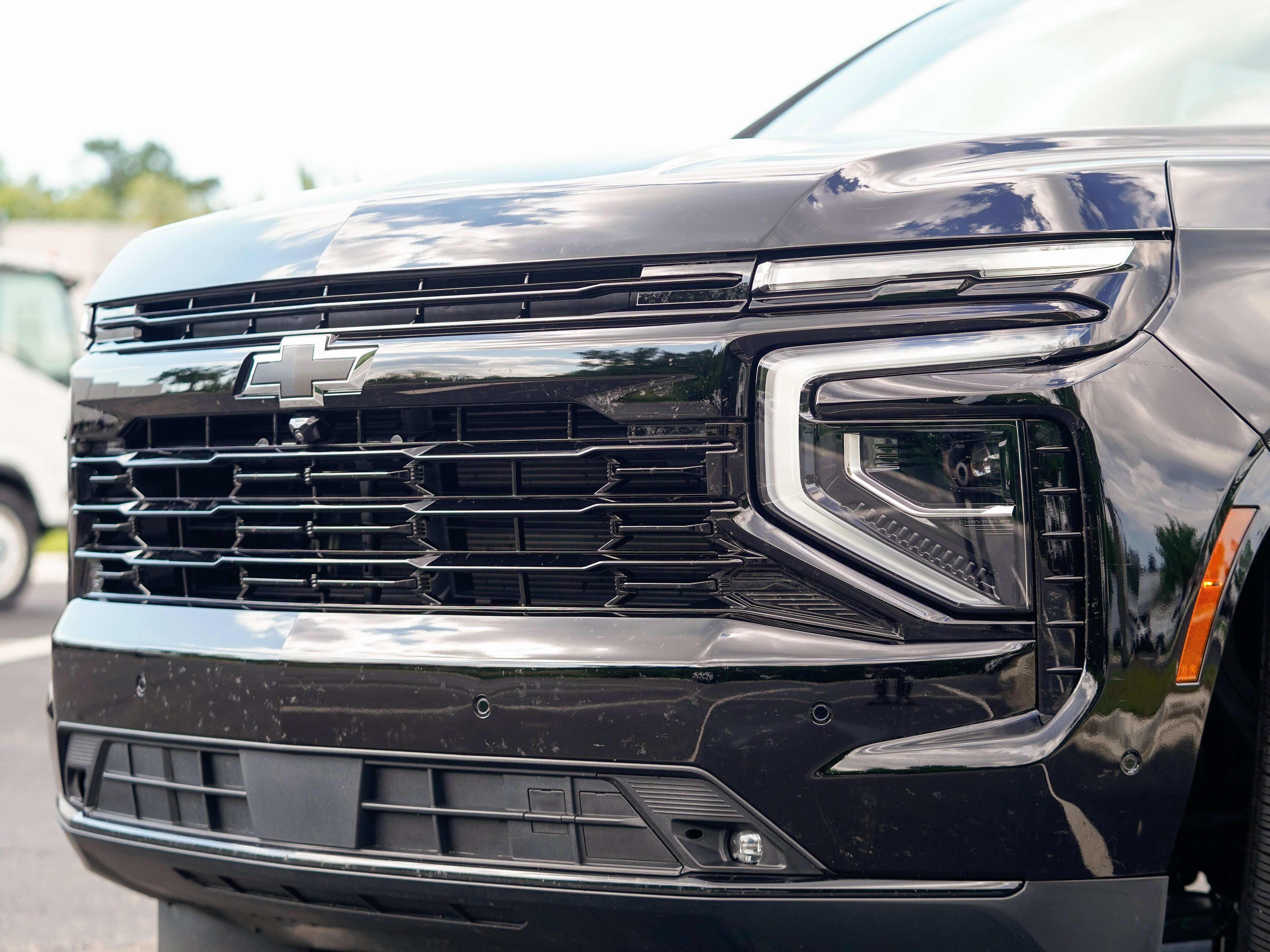 Used 2025 Chevrolet Suburban RST AWD/4WD image 70