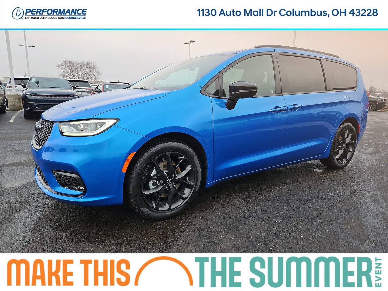 New 2026 Chrysler Pacifica Select w/ S Appearance Package FWD image 3