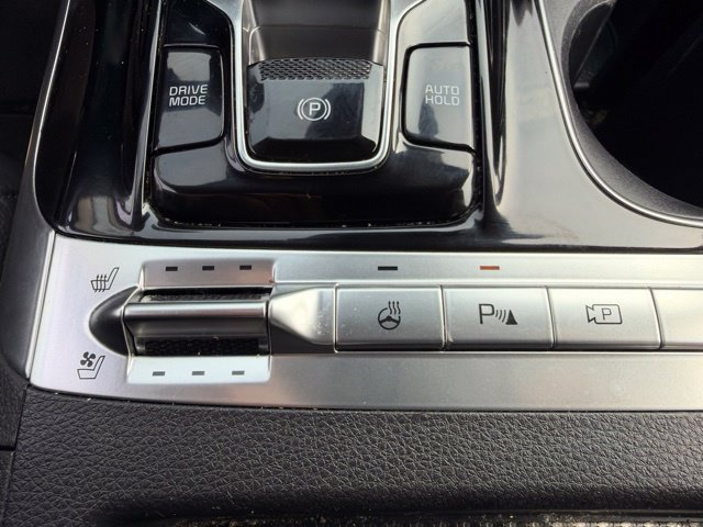 Certified 2022 Kia Carnival SX Prestige FWD image 25