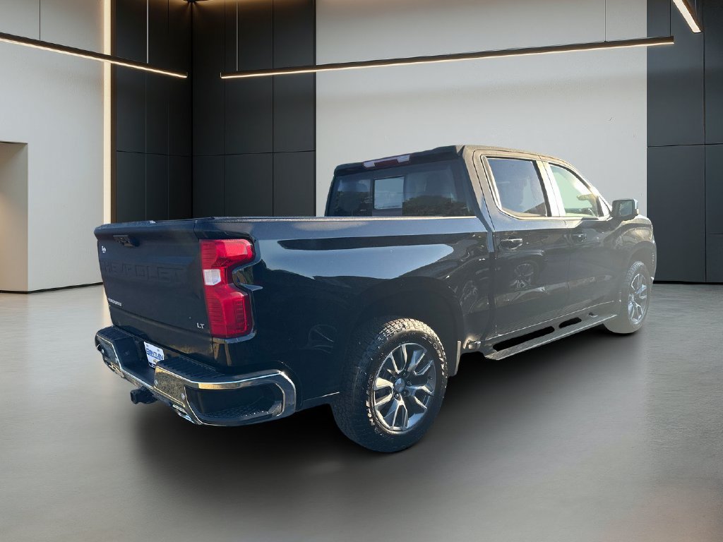 Used 2025 Chevrolet Silverado 1500 LT AWD/4WD image 9