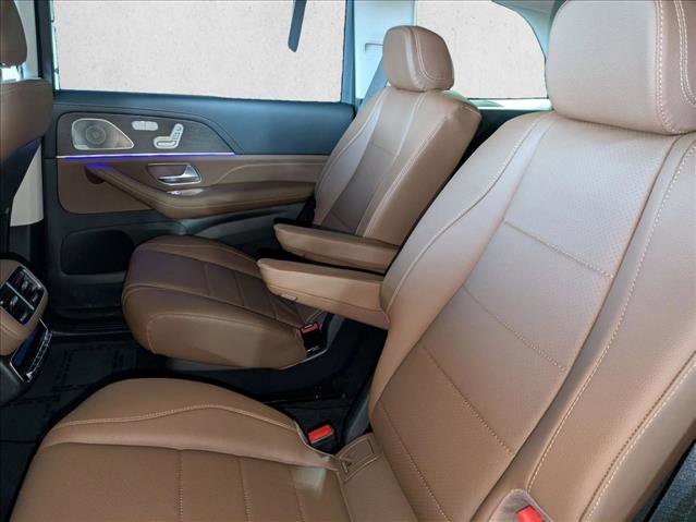 New 2026 Mercedes-Benz GLS 450 4MATIC image 18