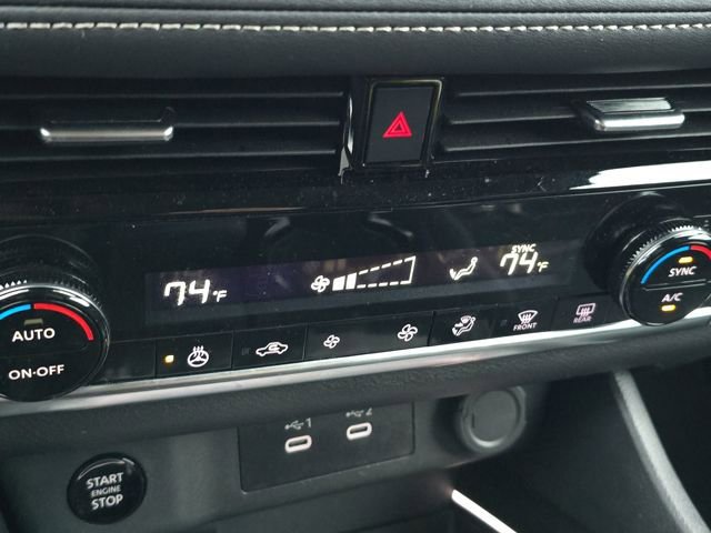 Used 2024 Nissan Rogue SL image 15