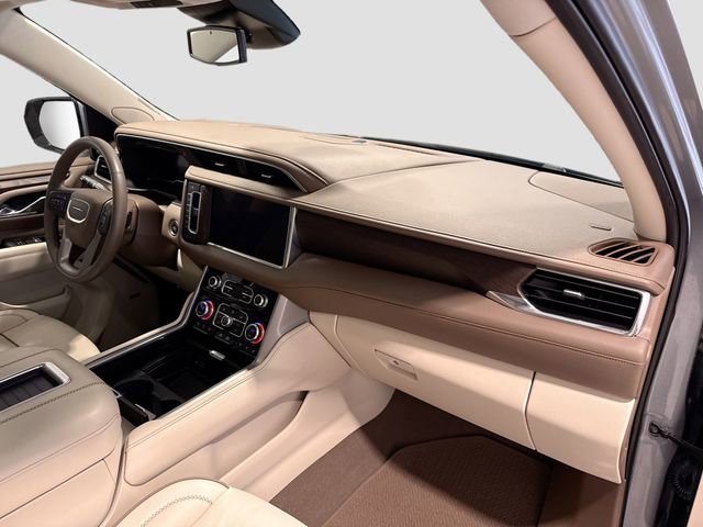 Used 2023 GMC Yukon XL Denali image 29
