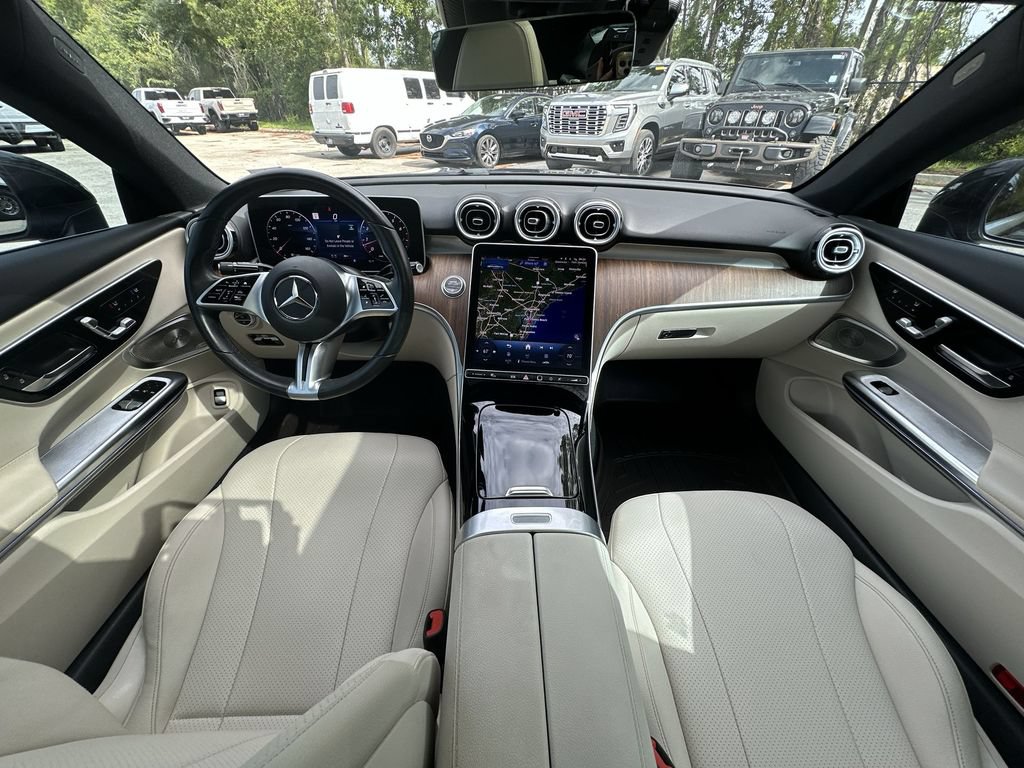 Used 2024 Mercedes-Benz CLE 300 4MATIC Coupe image 21