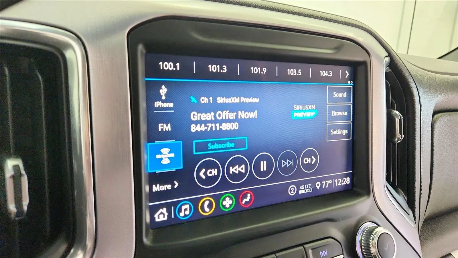 Used 2020 GMC Sierra 1500 SLT w/ SLT Convenience Package AWD/4WD image 28
