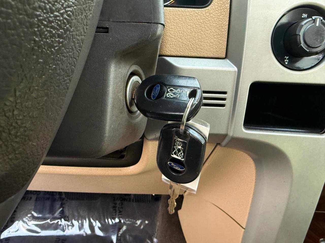 Used 2012 Ford F150 Lariat w/ Lariat Chrome Pkg image 50