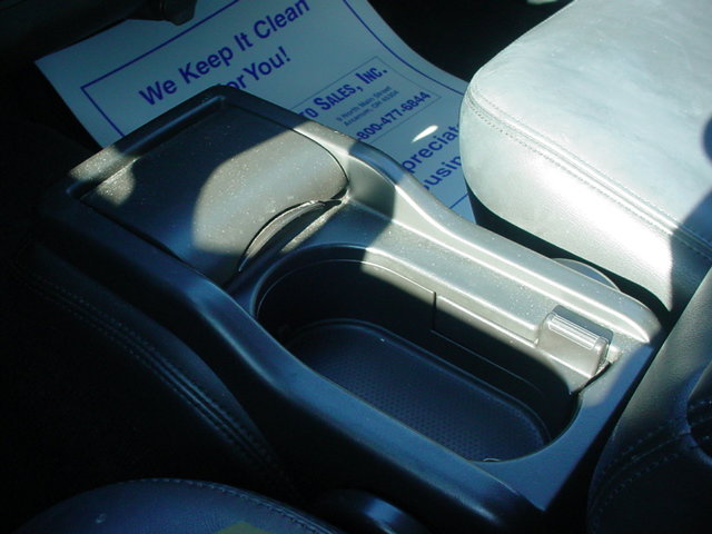 Used 2002 Saturn L-Series L300 w/ Audio Pkg 1 image 21