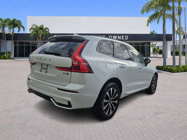 Used 2024 Volvo XC60 B5 Core image 7