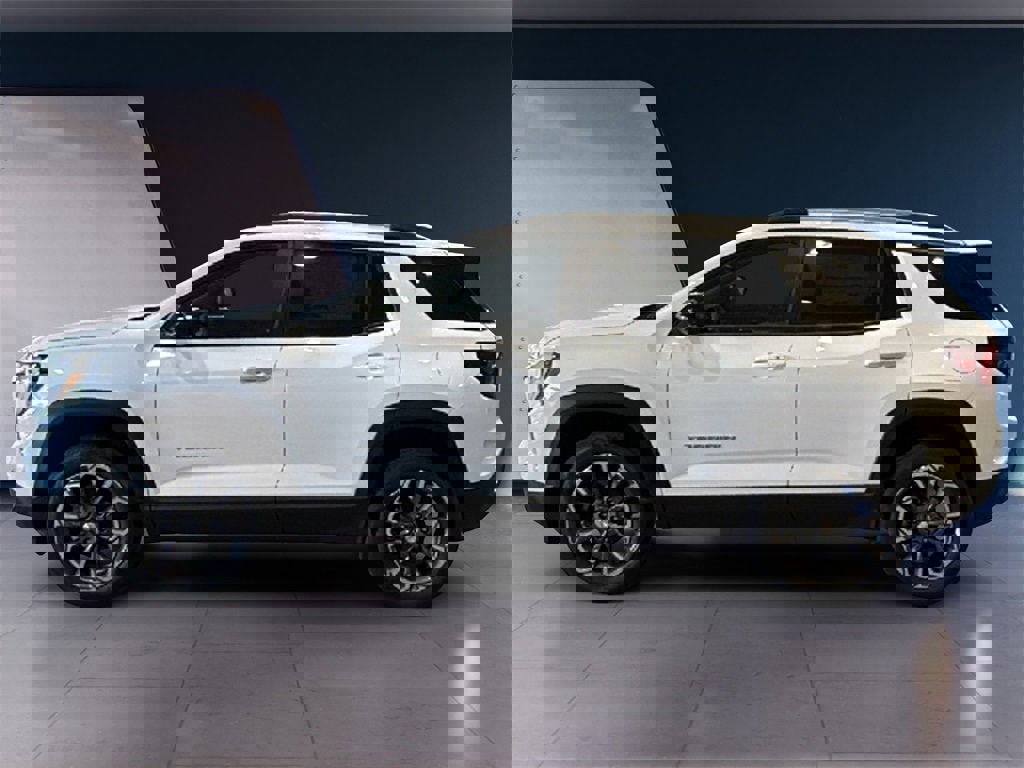 New 2026 GMC Terrain Elevation w/ Elevation Premium Package image 4