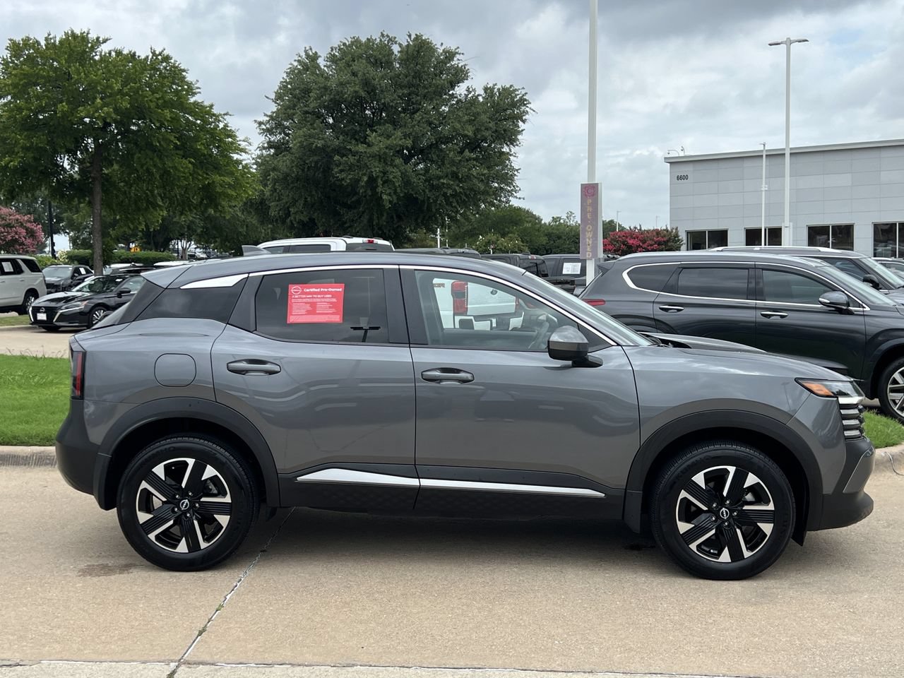 Used 2025 Nissan Kicks SV w/ Charging Package AWD/4WD image 3