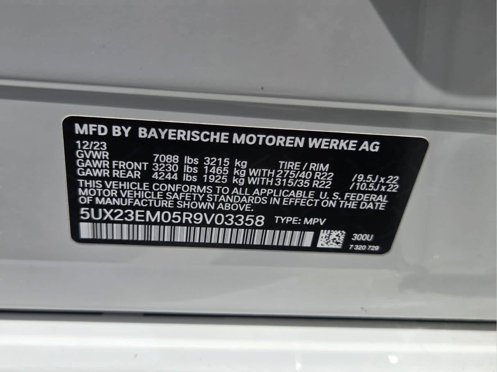 Used 2024 BMW X7 xDrive40i w/ Parking Assistance Package AWD/4WD image 23