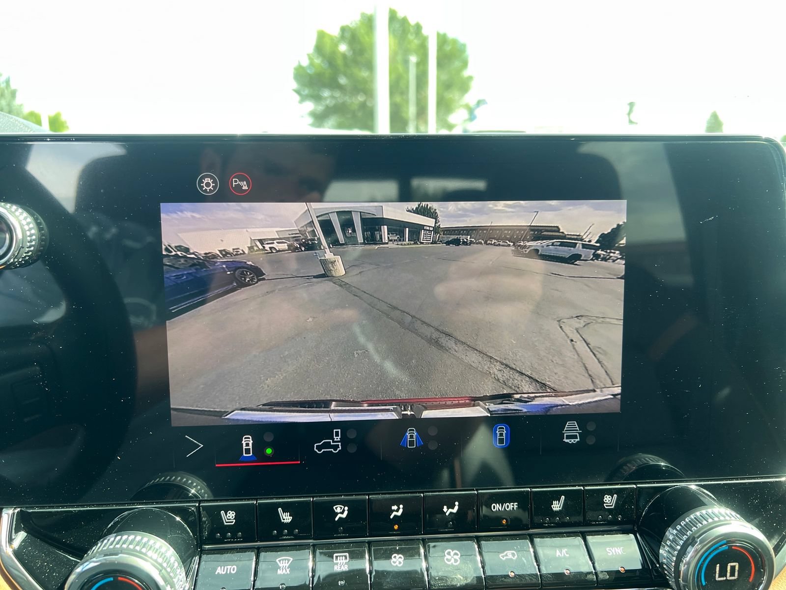 New 2026 GMC Canyon AT4 w/ Technology Plus Package AWD/4WD image 21
