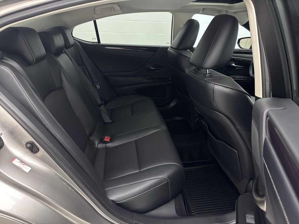 Used 2020 Lexus ES 350 w/ Premium Package image 46