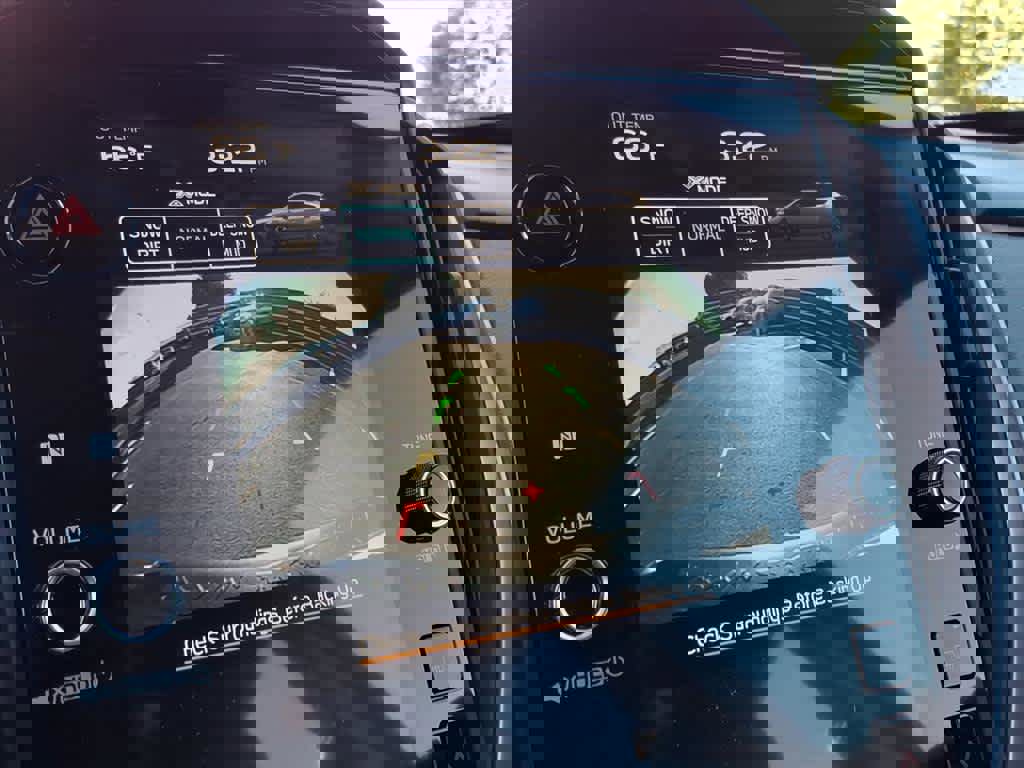 Certified 2025 Subaru Crosstrek 2.0i Premium image 34