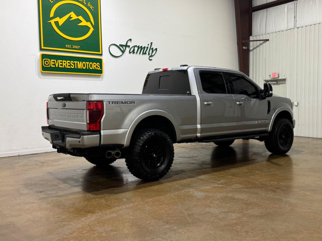 Used 2020 Ford F250 Lariat AWD/4WD image 3