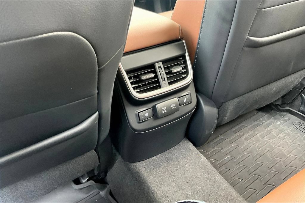Used 2021 Subaru Outback Touring w/ Popular Package #2 AWD/4WD image 10