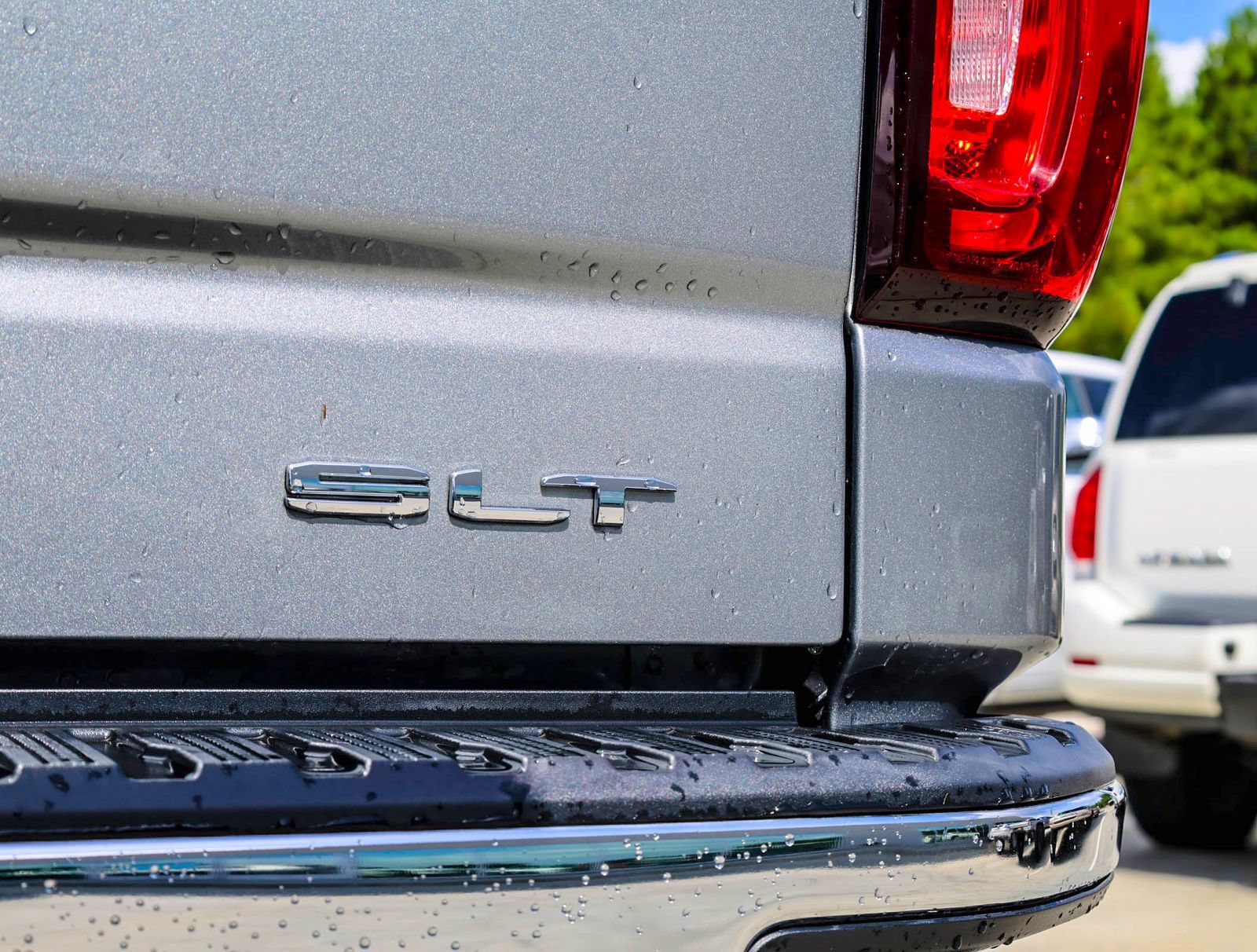Used 2023 GMC Sierra 1500 SLT w/ SLT Premium Package RWD image 8