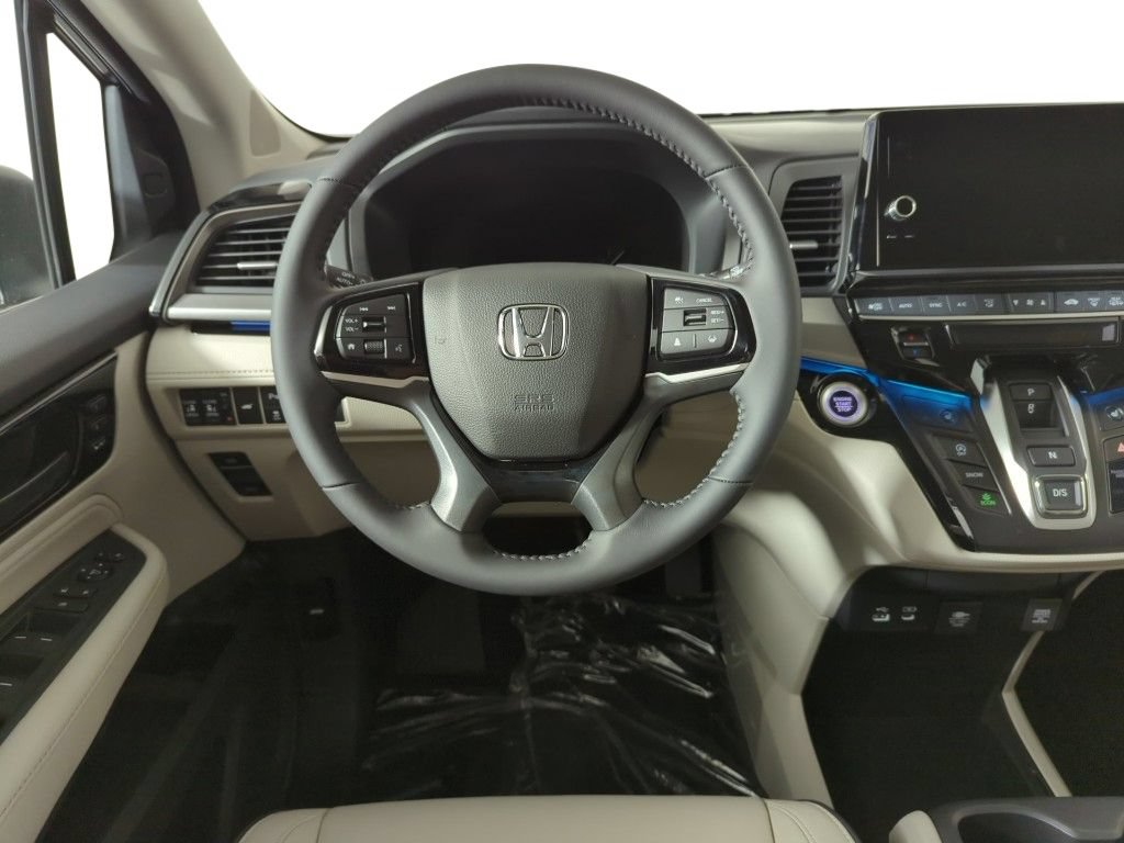 New 2026 Honda Odyssey Touring image 16