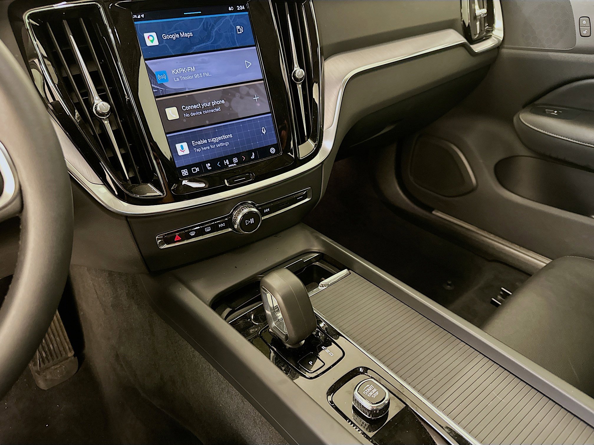 Used 2025 Volvo S60 B5 Core image 26