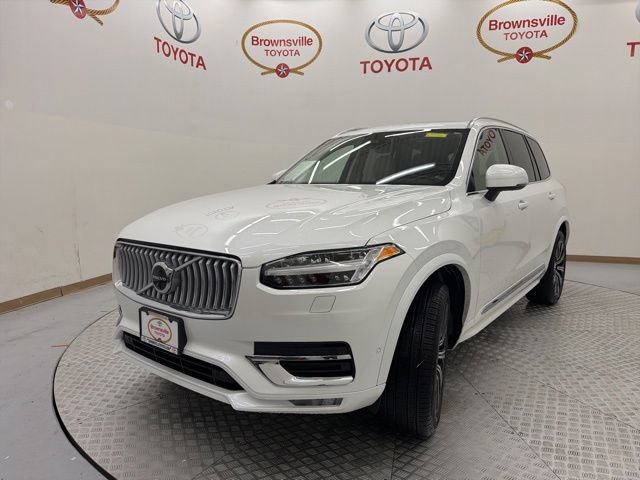Used 2025 Volvo XC90 B6 Plus w/ Protection Package Premier AWD/4WD image 2