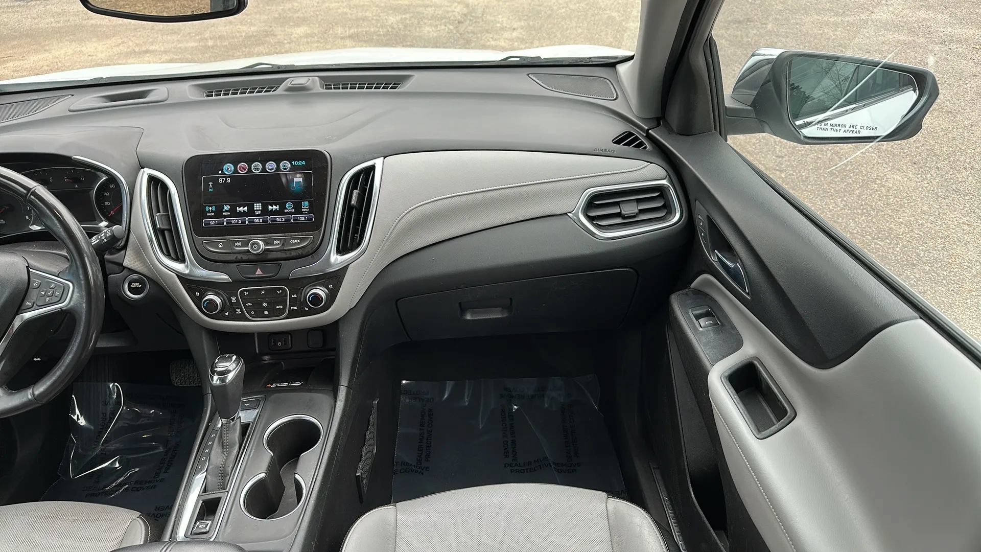 Used 2018 Chevrolet Equinox Premier FWD image 28