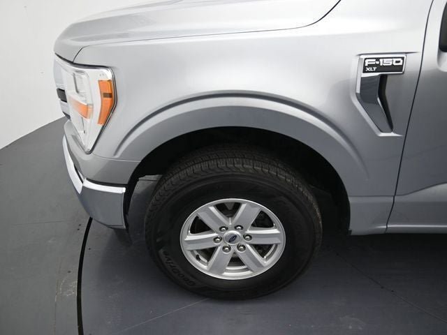 Used 2021 Ford F150 XLT AWD/4WD image 11