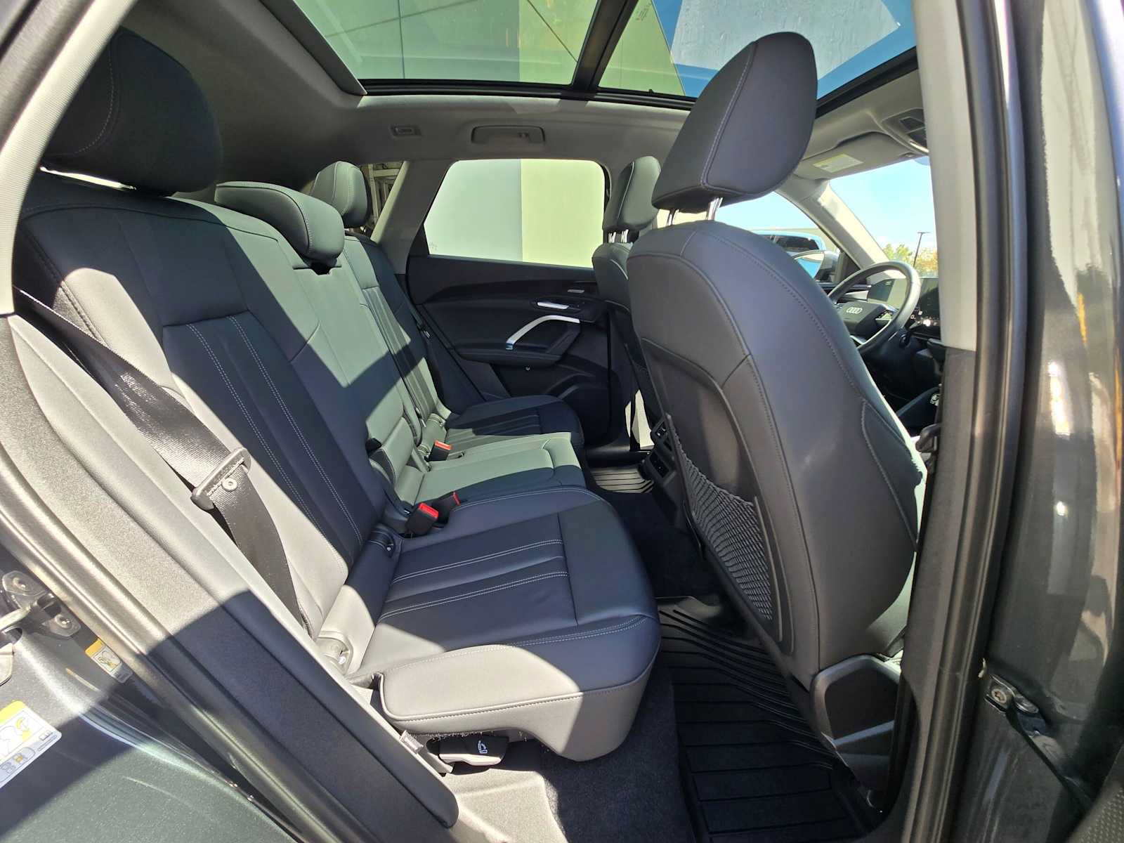 Used 2025 Audi Q5 Premium Plus w/ Premium Plus AWD/4WD image 12