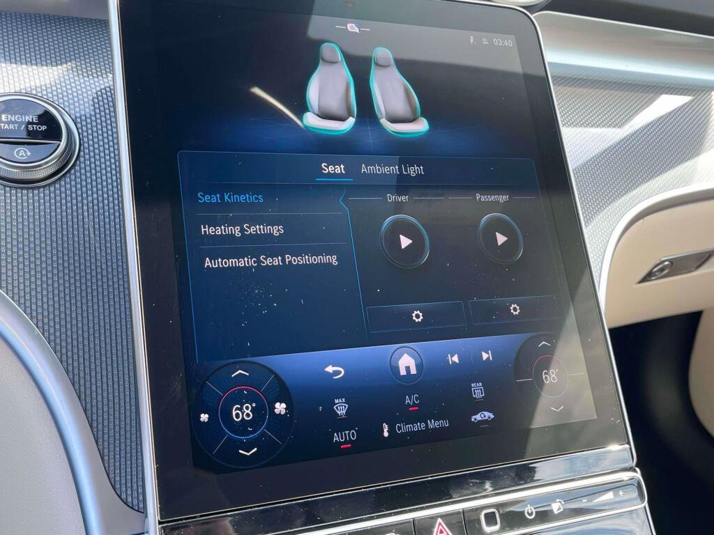 New 2026 Mercedes-Benz CLE 300 4MATIC Cabriolet image 23